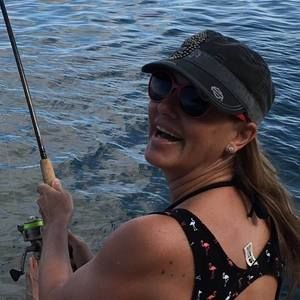 Meet your Posher, Rena